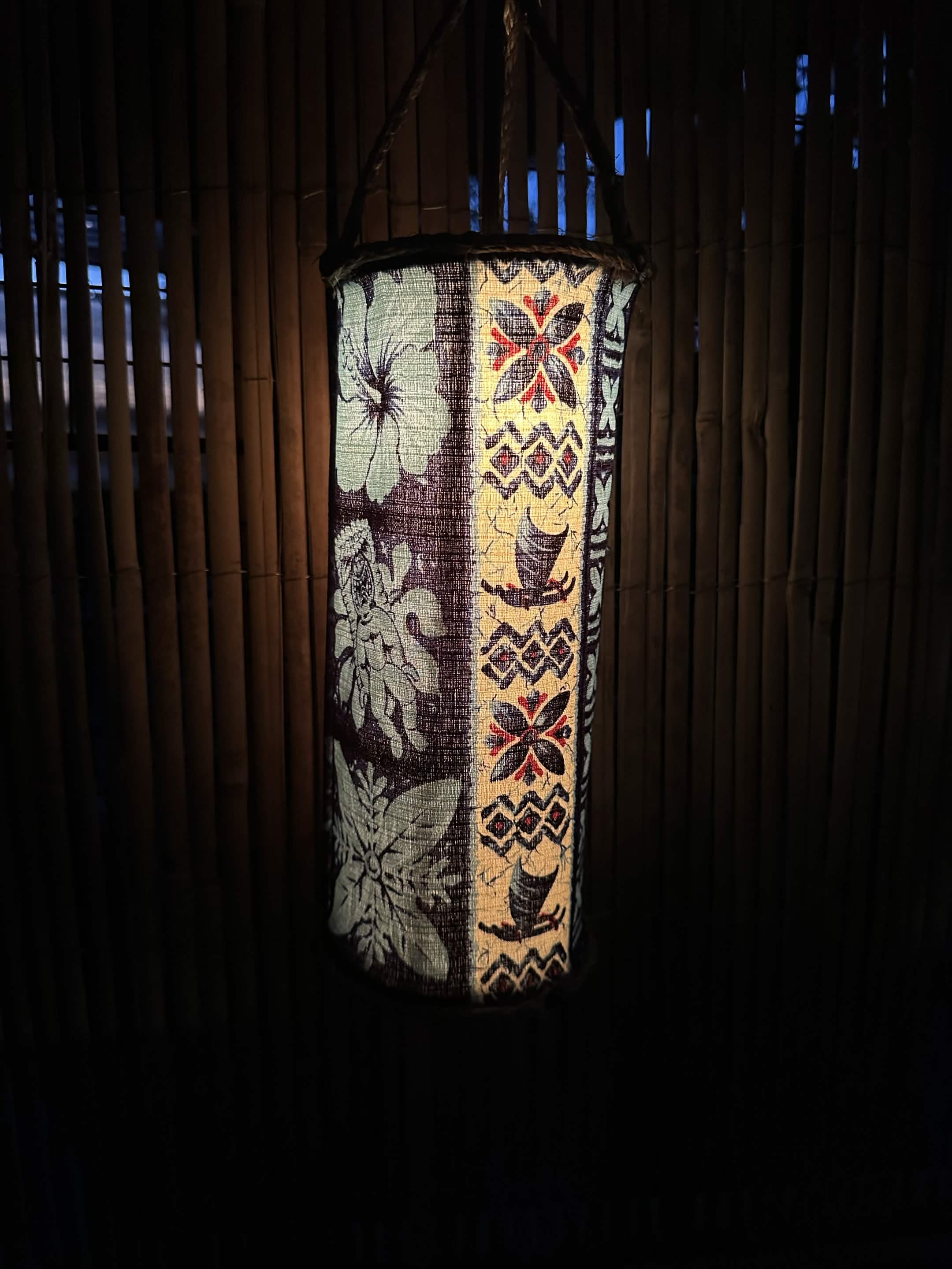 Kū Tiki Fabric Lamp